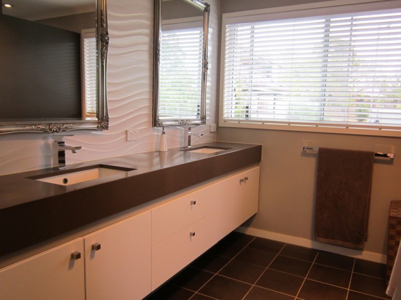 241 Ham Road, Wishart QLD 4122