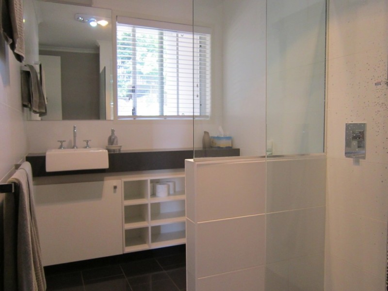 241 Ham Road, Wishart QLD 4122