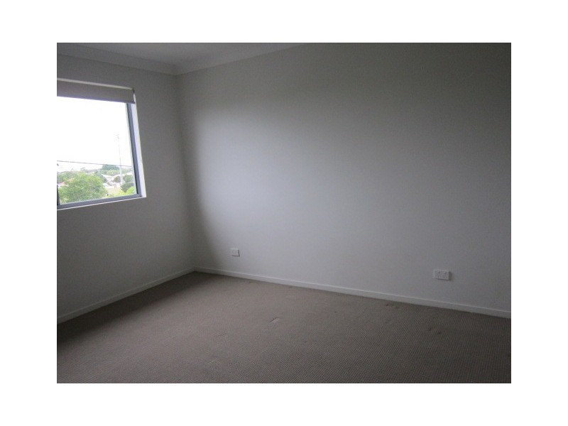 4/9 York Street, Nundah QLD 4012