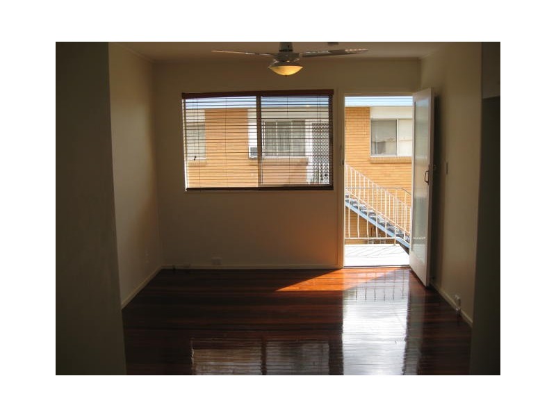 2/51 Lydia Street, Wooloowin QLD 4030