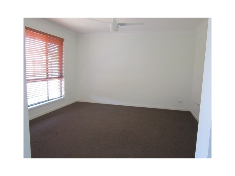 19 Bellbird Drive, Bellbird Park QLD 4300