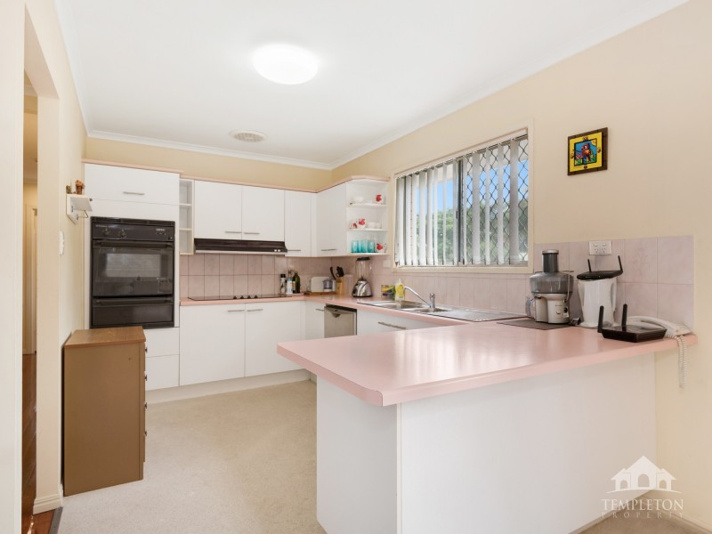 16 Trood Street, Macgregor QLD 4109