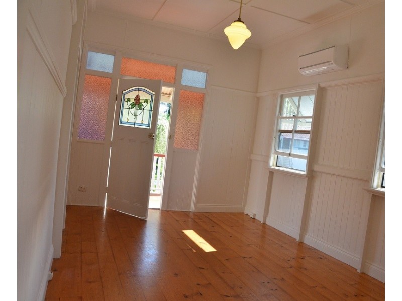 18 Thomas Street, Auchenflower QLD 4066