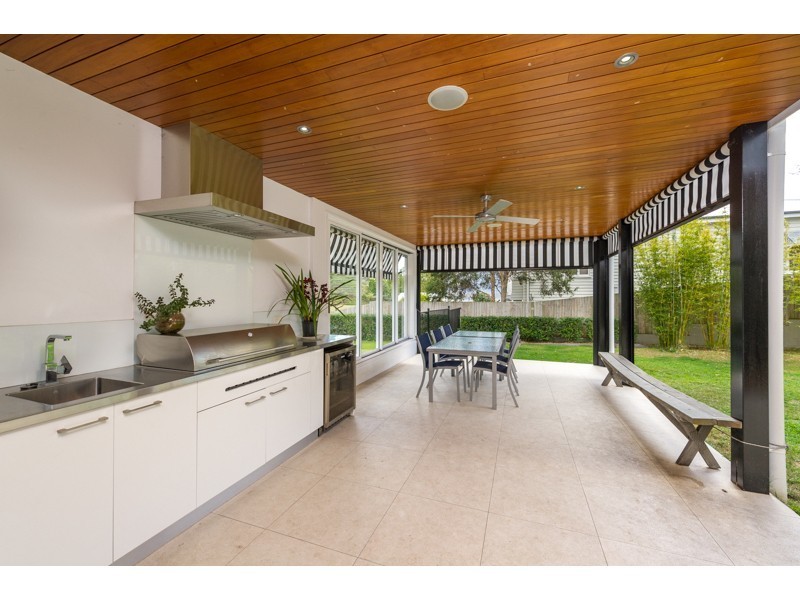 25 Kauri Road, Ashgrove QLD 4060