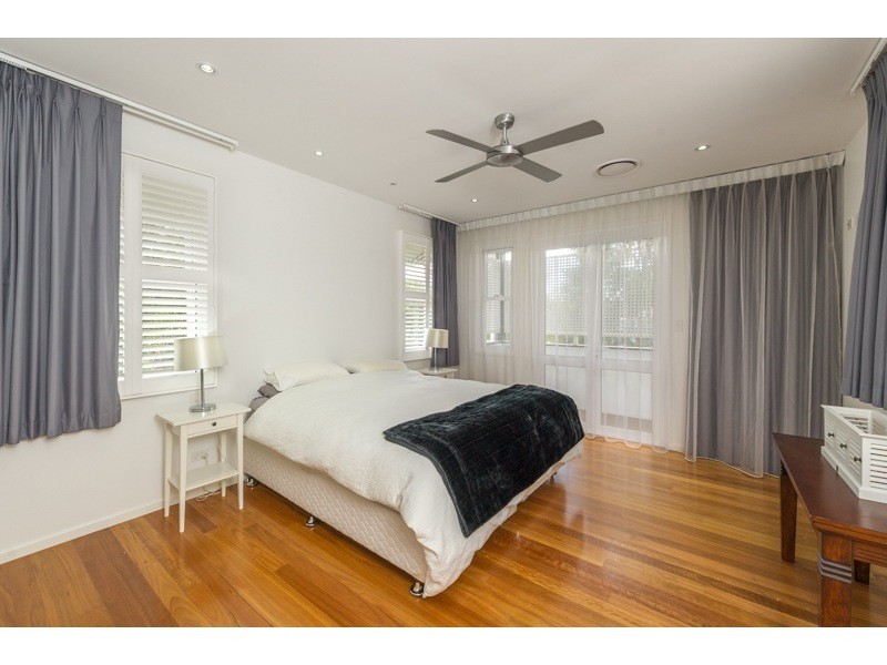 25 Kauri Road, Ashgrove QLD 4060