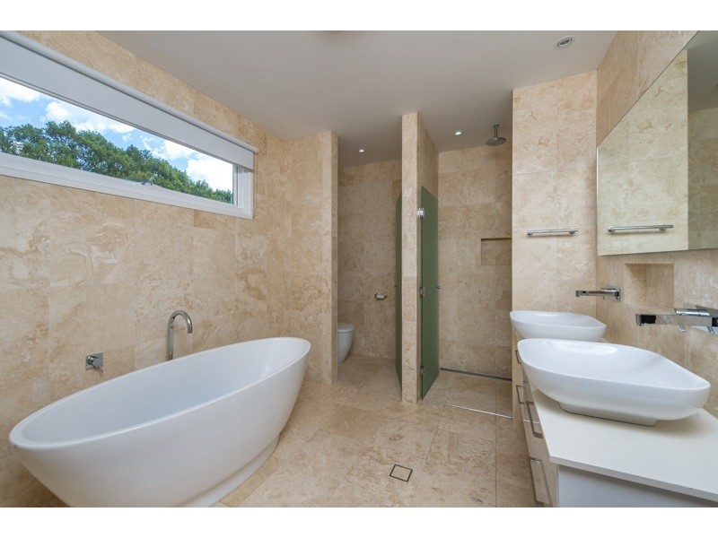 25 Kauri Road, Ashgrove QLD 4060