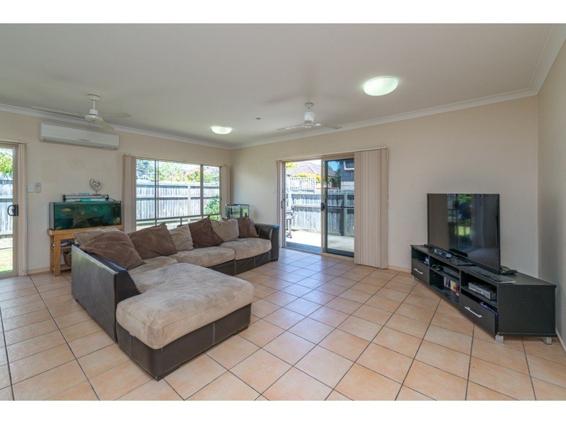 33 Eungella Terrace, Forest Lake QLD 4078