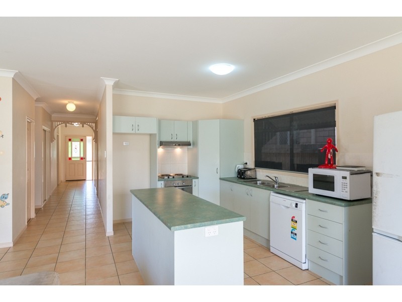 33 Eungella Terrace, Forest Lake QLD 4078