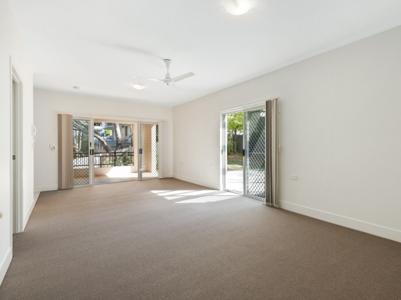 4/23 Bellevue Terrace, St Lucia QLD 4067
