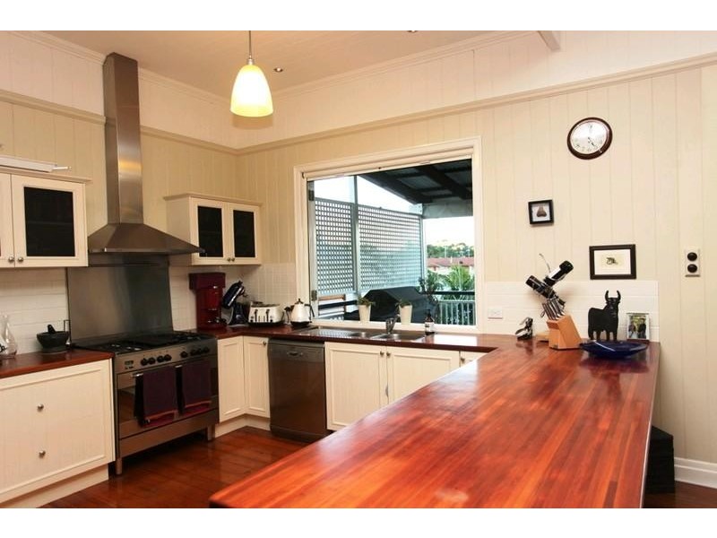 19 Ruth Street, Wilston QLD 4051