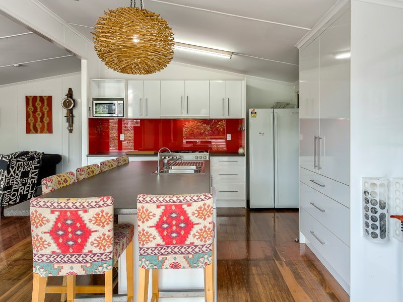 10 Heilbromm Street, Stafford Heights QLD 4053