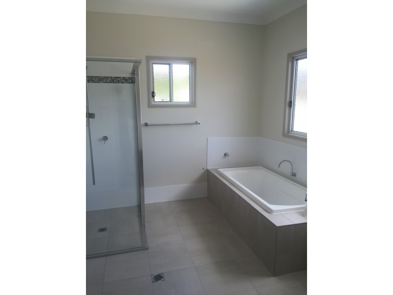 1 Kathdan Close, Upper Kedron QLD 4055