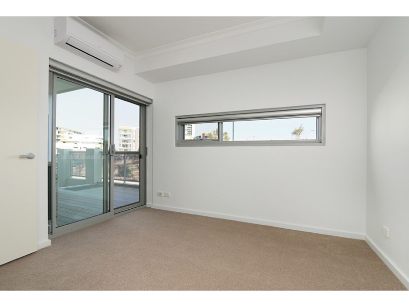 8/2 Rowe Ave, Rivervale WA 6103