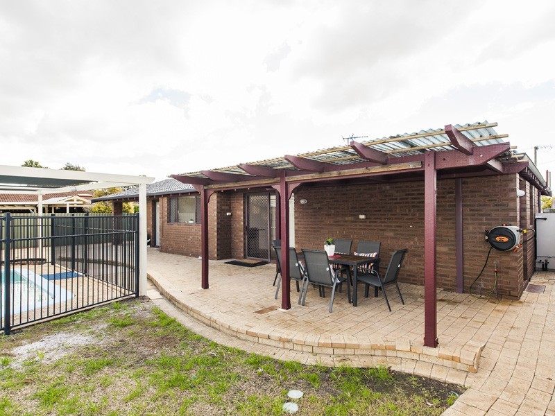 24 Celosia Way, Riverton WA 6148