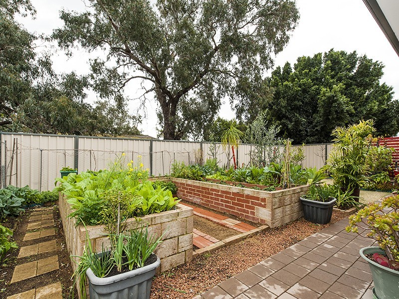 7 Cordy Place, Beckenham WA 6107