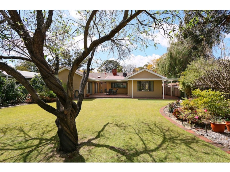 27 Tain Street, Applecross WA 6153