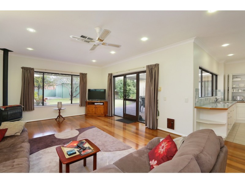 27 Tain Street, Applecross WA 6153