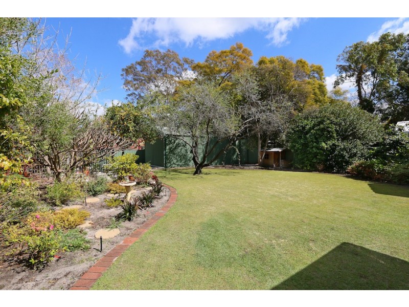27 Tain Street, Applecross WA 6153
