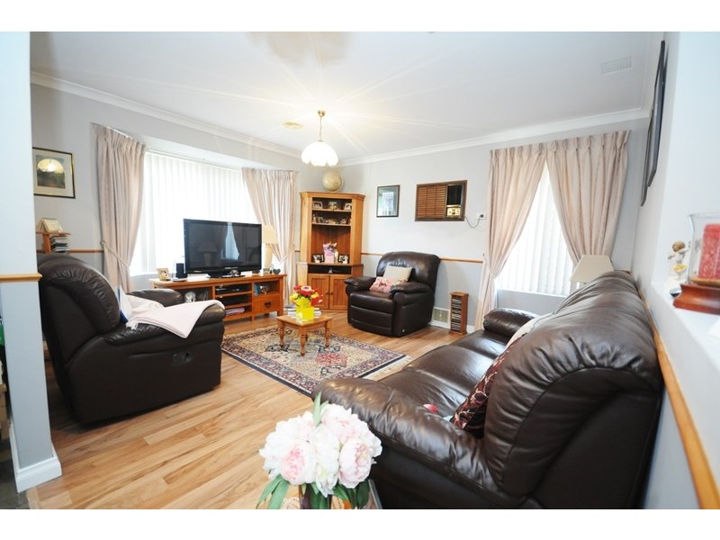 90 Natham Square, Swan View WA 6056