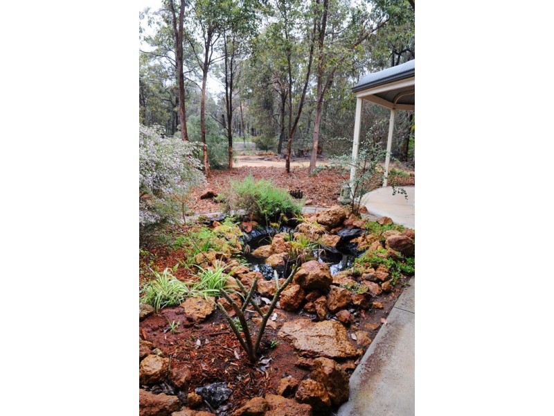 665 Granite St, Parkerville WA 6081