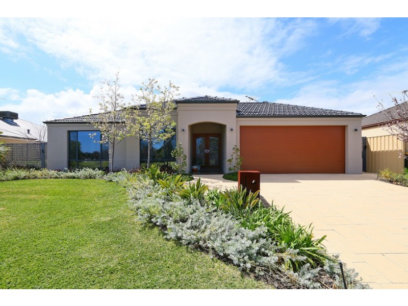 83 Wattle Mews, Hocking WA 6065