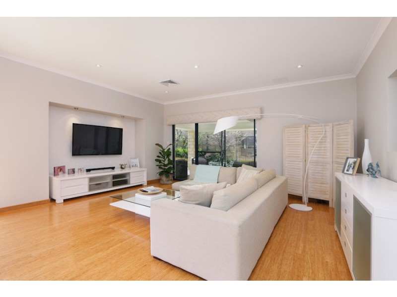 83 Wattle Mews, Hocking WA 6065