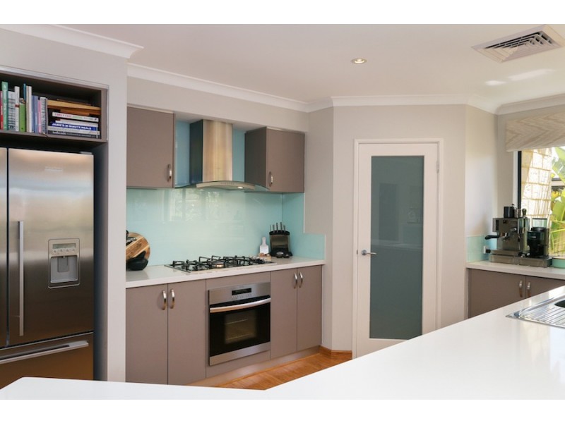 83 Wattle Mews, Hocking WA 6065