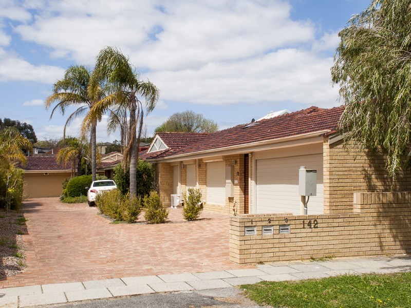 1/142 Robert Street, Como WA 6152