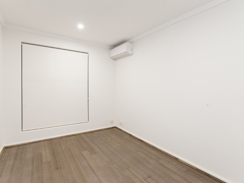 1/142 Robert Street, Como WA 6152