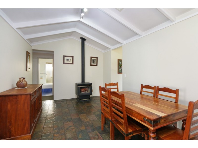 5 Harvey Close, Gosnells WA 6110