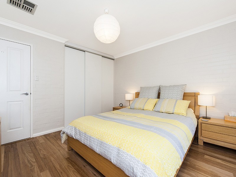 34 Bibra Drive, Bibra Lake WA 6163