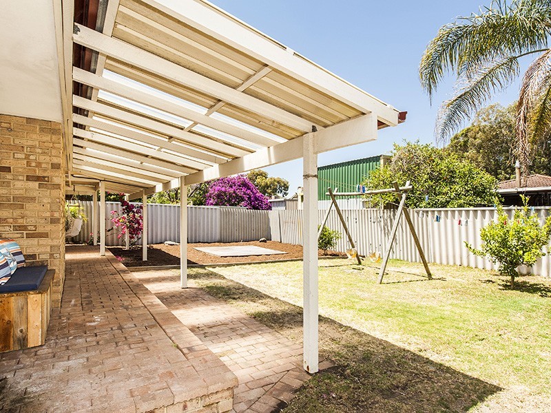 34 Bibra Drive, Bibra Lake WA 6163