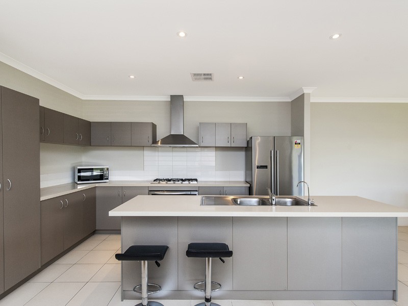 42 Verbania Loop, Beeliar WA 6164