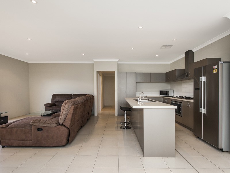 42 Verbania Loop, Beeliar WA 6164