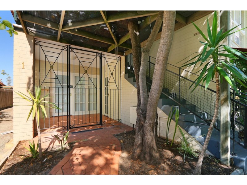 1/14 Ogilvie Rd, Mount Pleasant WA 6153