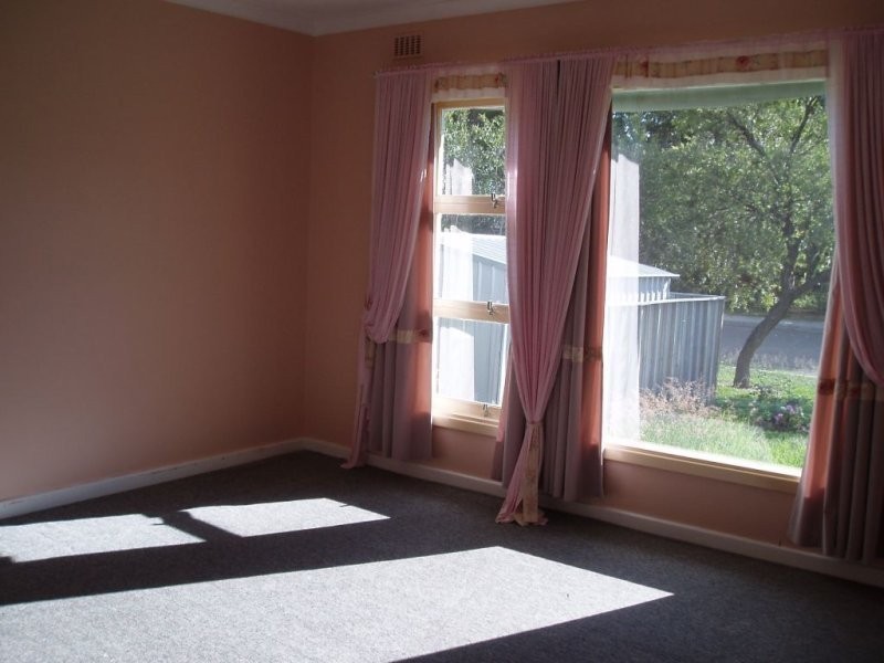 137 Owtram Road, Armadale WA 6112