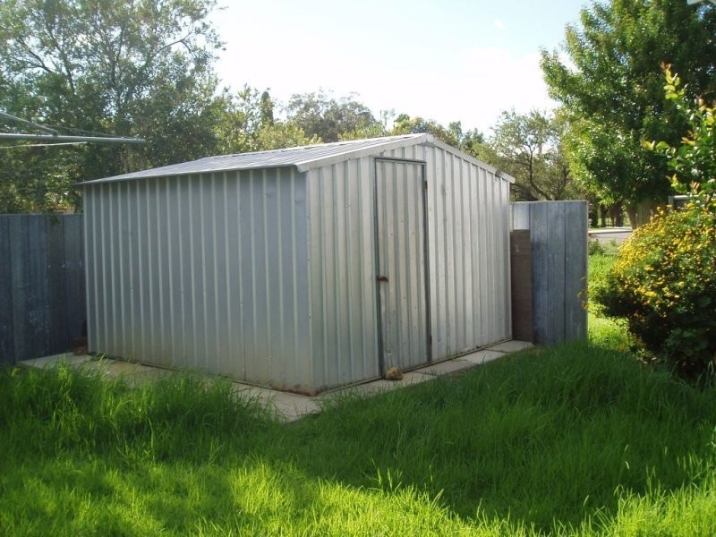 137 Owtram Road, Armadale WA 6112