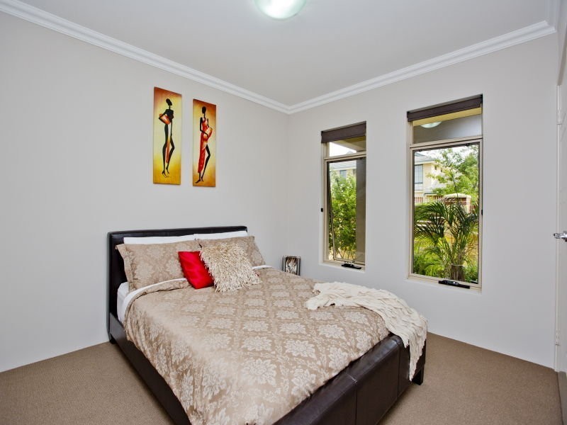 27 Sedgeland Way, Ascot WA 6104