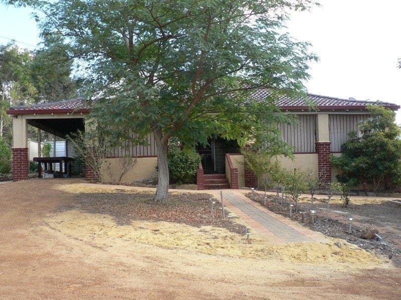 36 Hart Drive, Chittering WA 6084