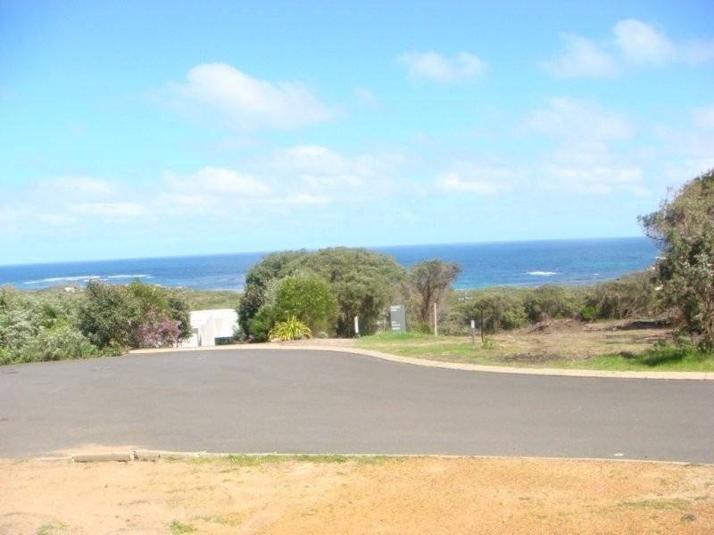 1 Chapel Place, Prevelly WA 6285