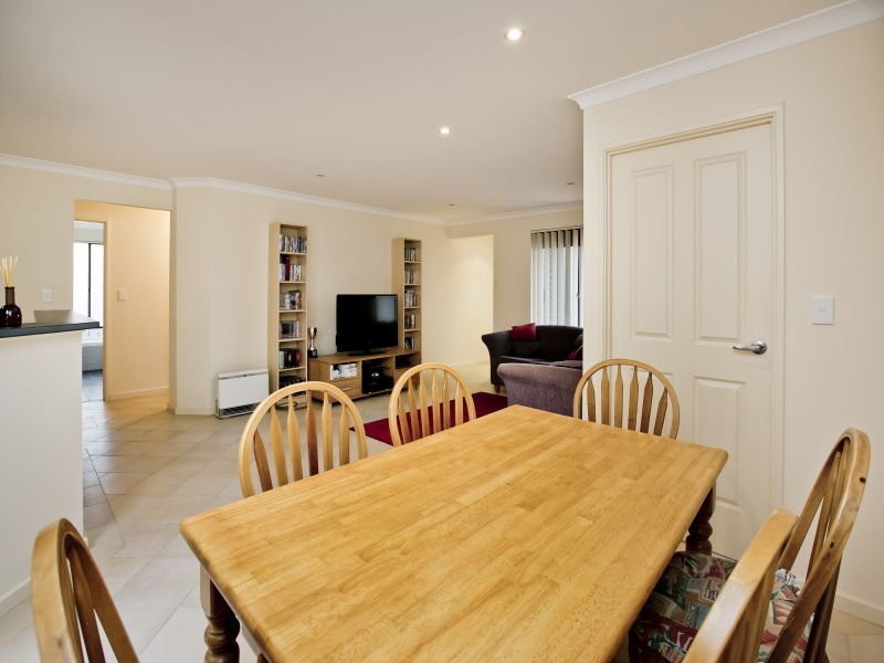 14A Ilumba Way, Nollamara WA 6061