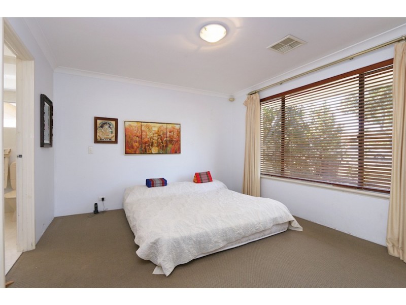 53 Alness, Applecross WA 6153