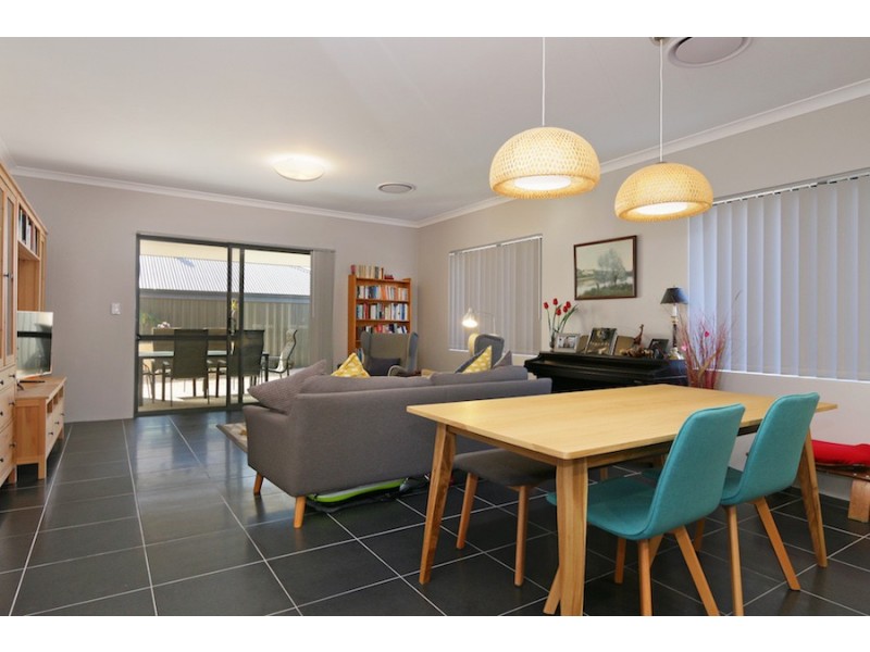 8 Nadine Prom, Baldivis WA 6171