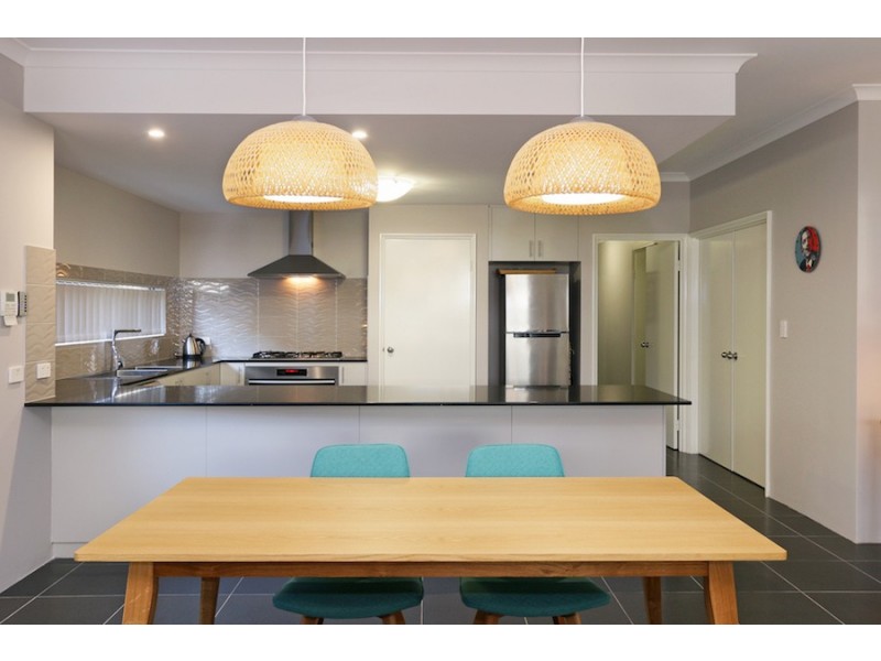 8 Nadine Prom, Baldivis WA 6171