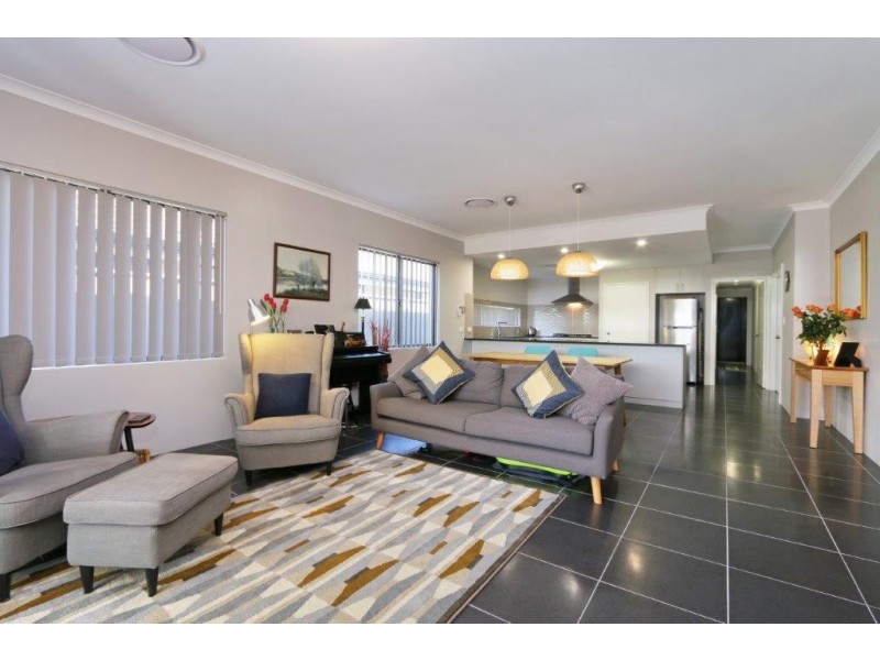 8 Nadine Prom, Baldivis WA 6171