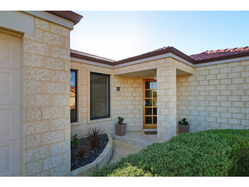 85 Manchester Drive, Hocking WA 6065