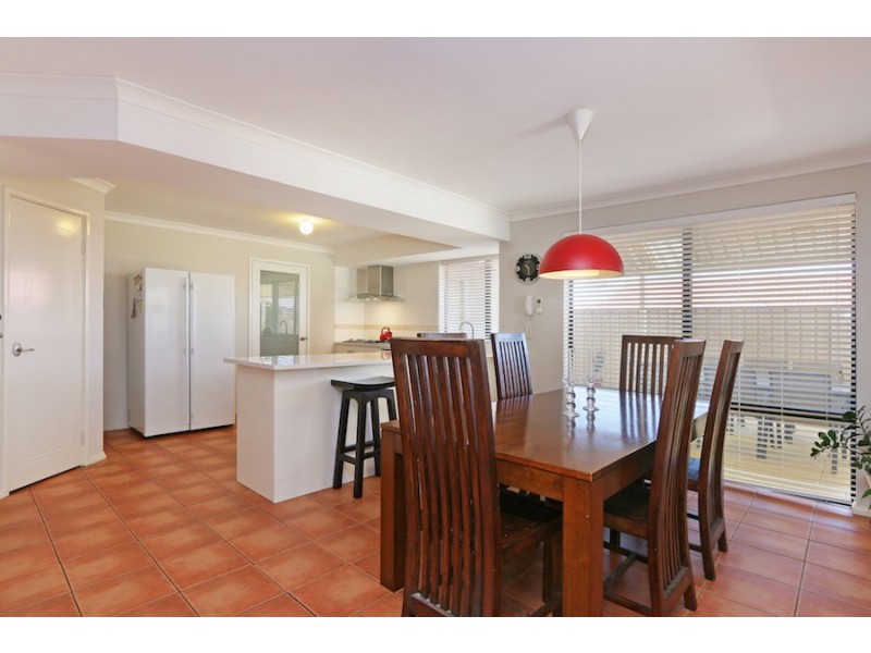 85 Manchester Drive, Hocking WA 6065