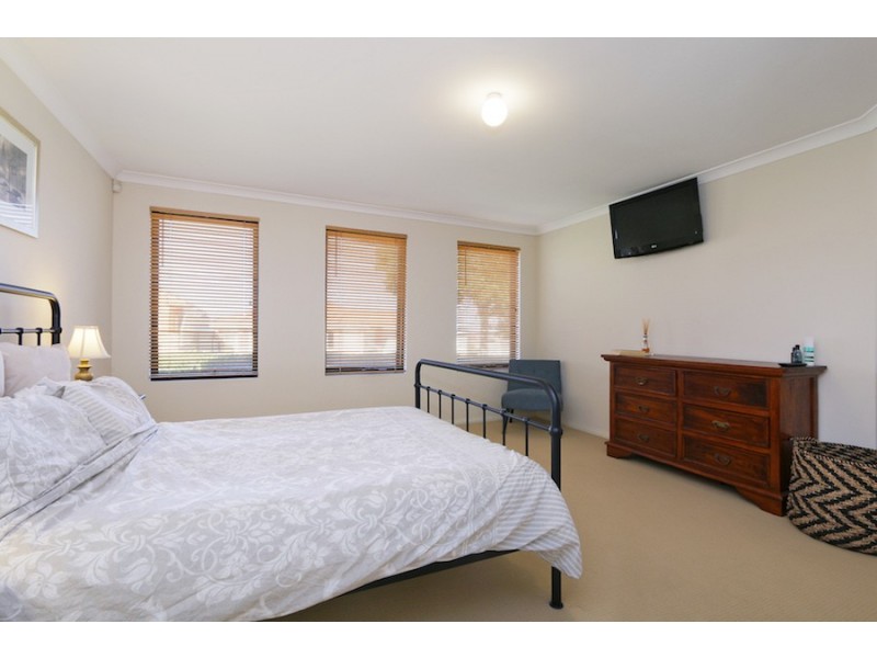 85 Manchester Drive, Hocking WA 6065