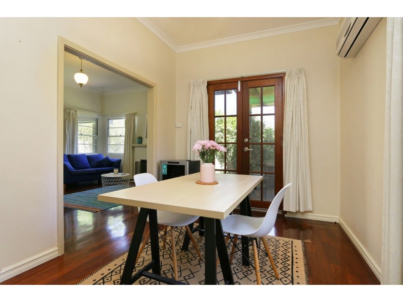 20 Edgecumbe Street, Como WA 6152