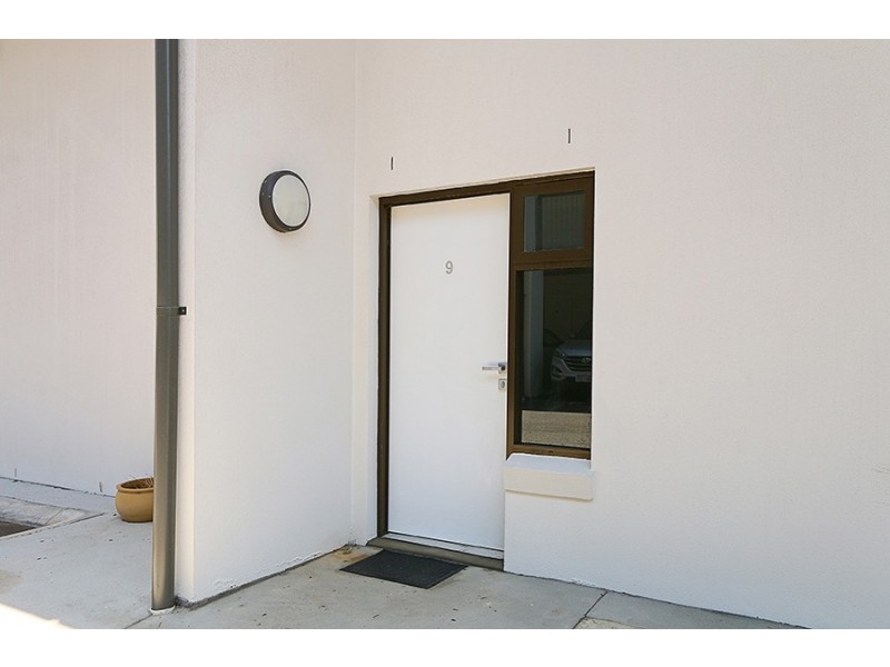 9/59 Breaksea Drive, North Coogee WA 6163